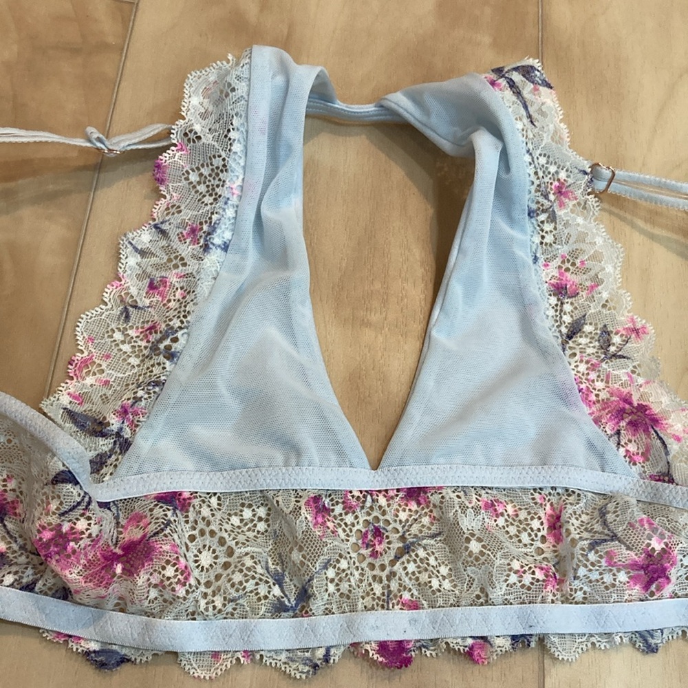 VS “Date push up” bra - Picture 11 of 16